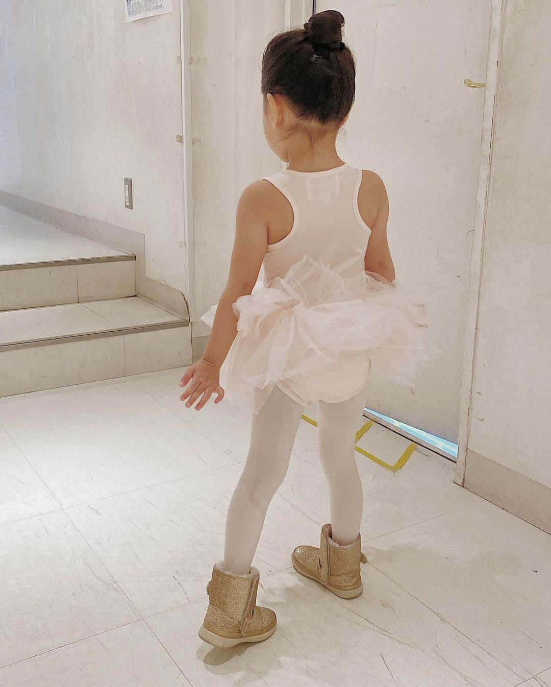 翁安芸さんのインスタグラム写真 - (翁安芸Instagram)「Happy #internationaldaughterday 👑💓 #momanddaughter #unconditionallove」9月27日 11時07分 - akinyc