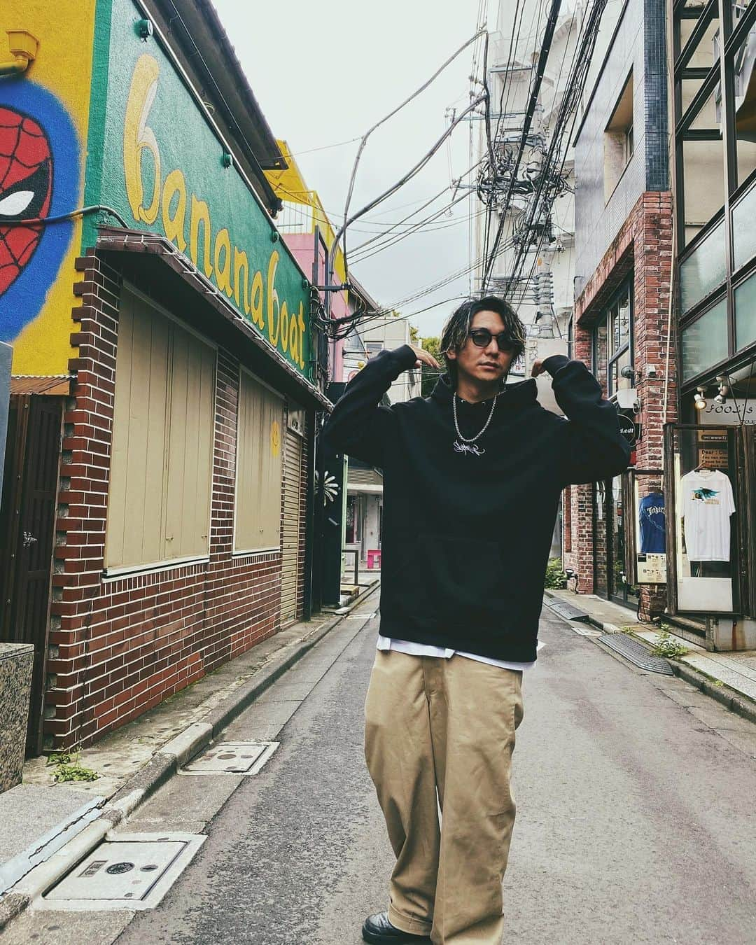 島崎力斗さんのインスタグラム写真 - (島崎力斗Instagram)「tops #supreme pants #bendavis #ゴリラカット sneaker #af1   #ストリートファッション #ファッション #oceantokyo #原宿 #表参道 #美容師 #島崎力斗」9月27日 11時36分 - shimazaki_rikito