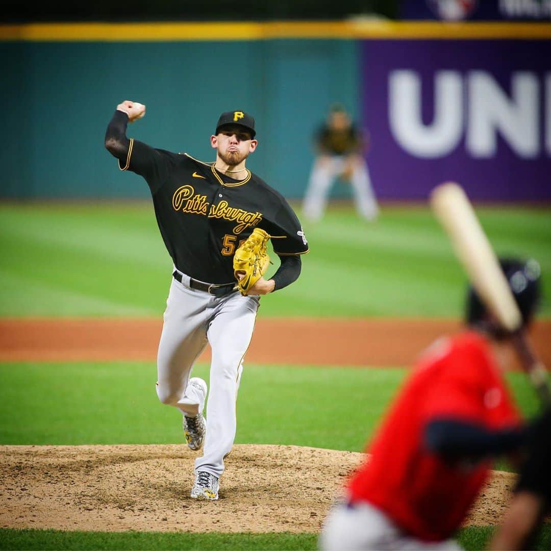 のインスタグラム：「Big Joe with 2️⃣1️⃣ punchouts over his final two starts. 🔥 #LetsGoBucs」