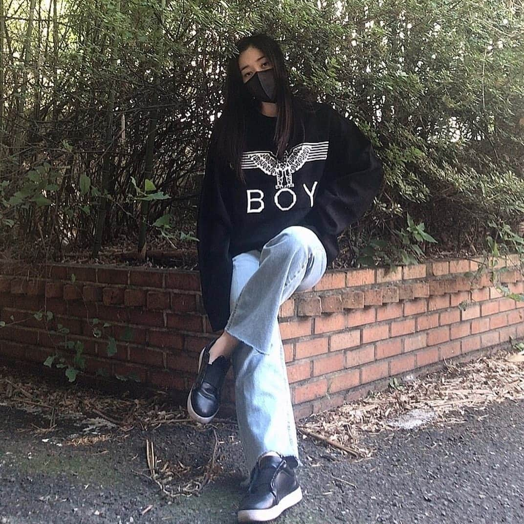 セラ さんのインスタグラム写真 - (セラ Instagram)「@boylondon_kr  #boylondon  #보이런던 #보이런던스웨터」9月27日 12時01分 - ryuserasera