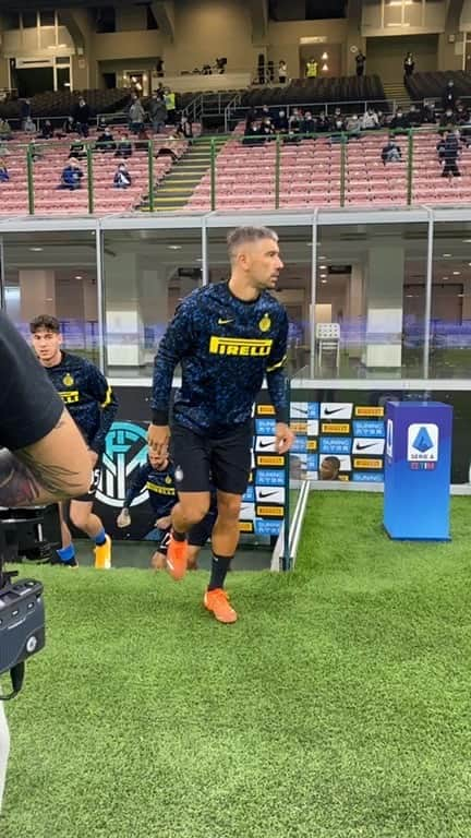 インテルナツィオナーレ・ミラノのインスタグラム(inter) - 9月27日 03時13分Nerazzurri out for the warm up!#Inter #ForzaInter #SerieA #Football[BIHAKUEN]UVシールド(UVShield)>> 飲む日焼け止め！「UVシールド」を購入する