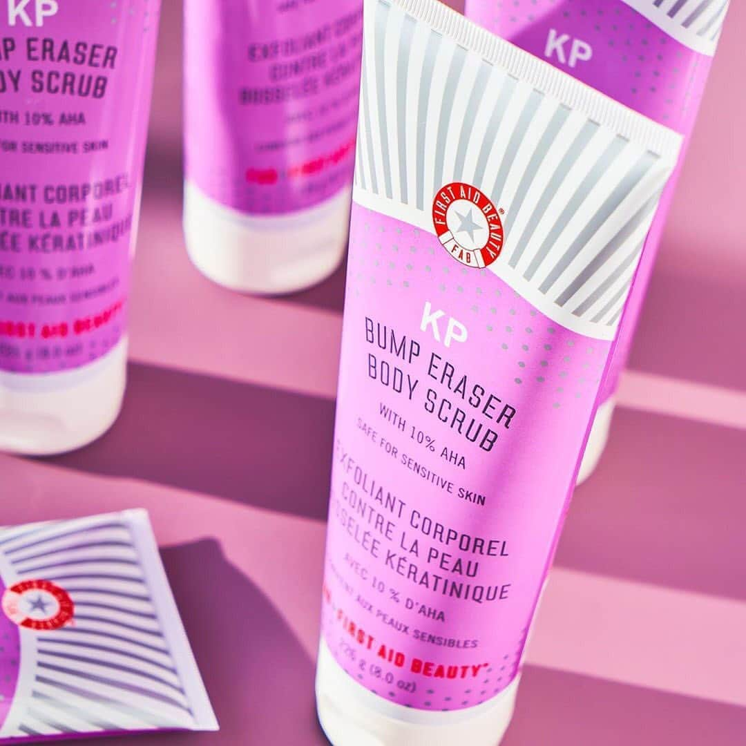 セフォラさんのインスタグラム写真 - (セフォラInstagram)「From our friends at @firstaidbeauty: Swipe right to see which FAB product has "changed the game" for @lbbynd! ✨  Available at Sephora.」9月27日 4時24分 - sephora