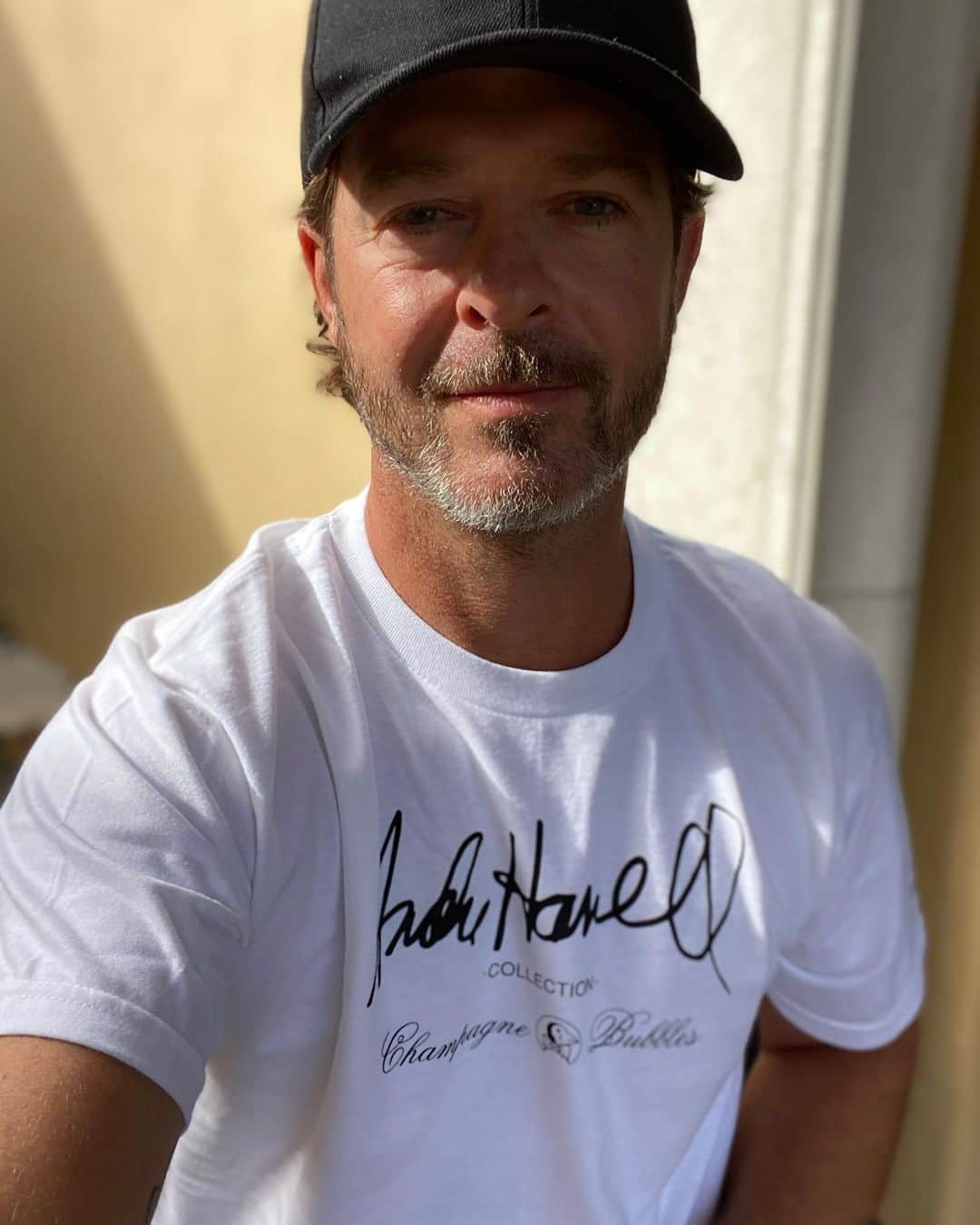 ロビン・シックさんのインスタグラム写真 - (ロビン・シックInstagram)「Thank you @gianni for my “Andre Harrell Collection Champagne and Bubbles Shirt!” The Thicke family is celebrating his life today and every day! We love you Andre!!!」9月27日 5時32分 - robinthicke