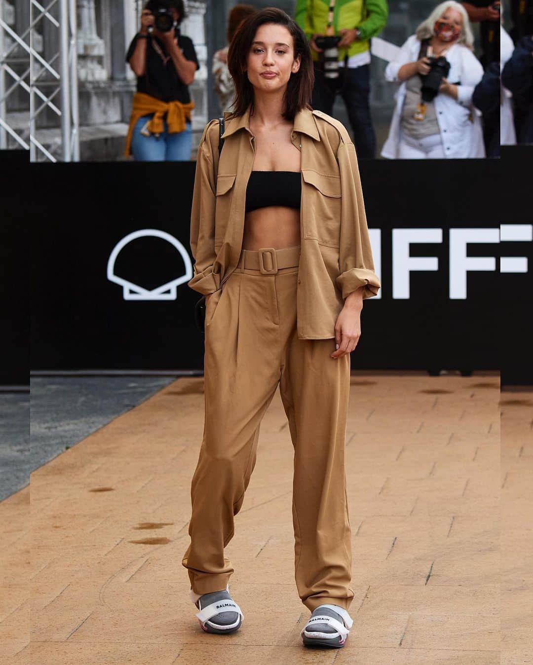 Just Jaredさんのインスタグラム写真 - (Just JaredInstagram)「“Money Heist” and “Elite” actress @mariapedraza_ looked so chic in her three appearances at the San Sebastián Film Festival last weekend, where she premiered one of her new movies. #MariaPedraza Photos: Getty」9月27日 5時53分 - justjared