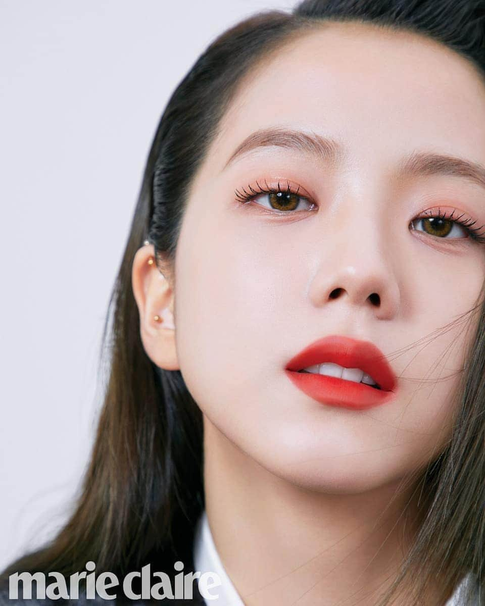 Just a girlのインスタグラム：「JiSoo @sooyaaa__For Marie Claire Magazine September Issue 2020 ❤  .  . . . . #지수 #JiSoo #지수 #KimJiSoo #BLACKPINK #BLΛƆKPIИK #블랙핑크#koreangirl#레드 #벨벳 レッドベルベッ#おしゃれ #オシャレ #いいね返し #フォロー #韓国人 #韓国 #セルカ #自撮り #ファッション #フォロー#셀카#셀스타그램#오늘의훈남#얼스타그램#훈남#셀피#선팔하면맞팔#좋반#좋아요#선팔#맞팔#오늘의훈녀」