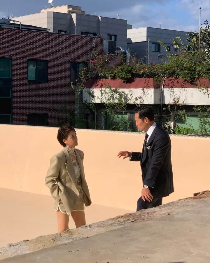 チン・ソヨンのインスタグラム：「수다쟁이 둘 끝나고 진짜 궁금한건 통화로 얘기할께요 #3시간수다실화 #김창옥tv #진서연tv #진서연티비」
