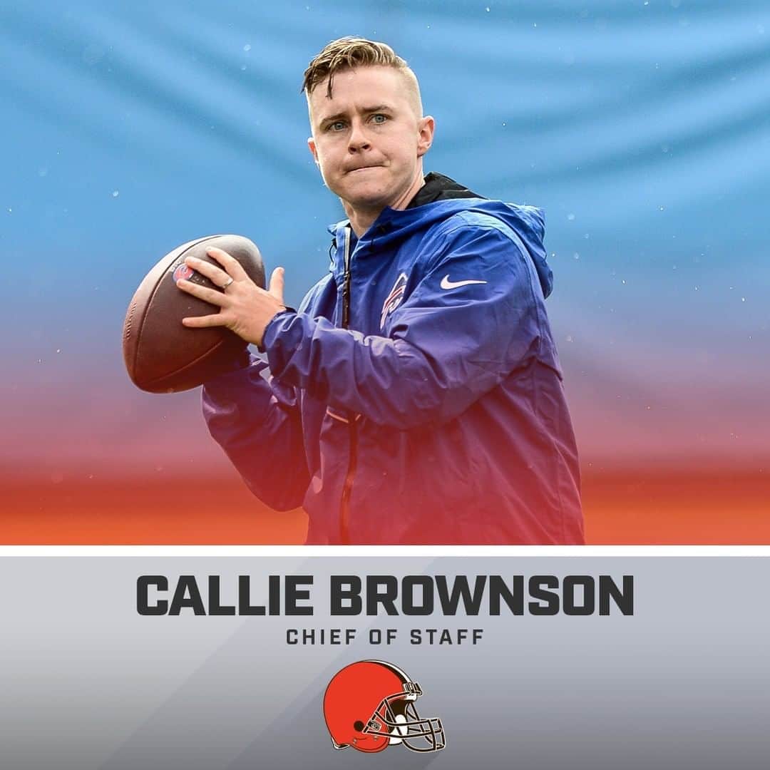 NFLさんのインスタグラム写真 - (NFLInstagram)「Sunday's @washingtonnfl vs. @clevelandbrowns game will mark the first regular season game in NFL history to have a female coach on both sidelines and a female official.」9月27日 7時30分 - nfl