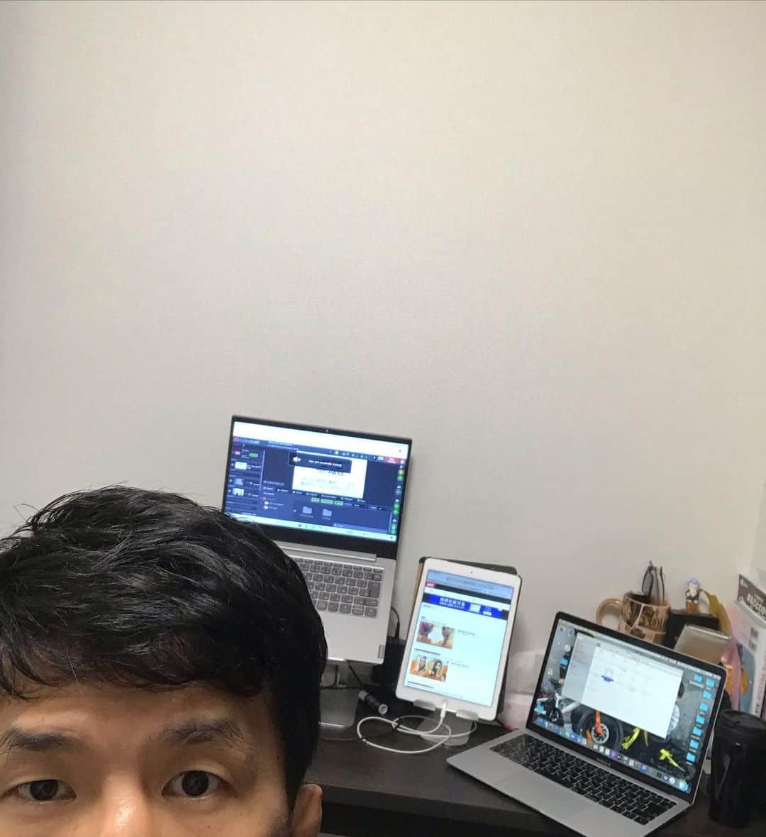 水垣偉弥のインスタグラム：「このあと8時から#UFC253解説でーす！！ #UFC253 #ufcfightpass #解説は水垣」
