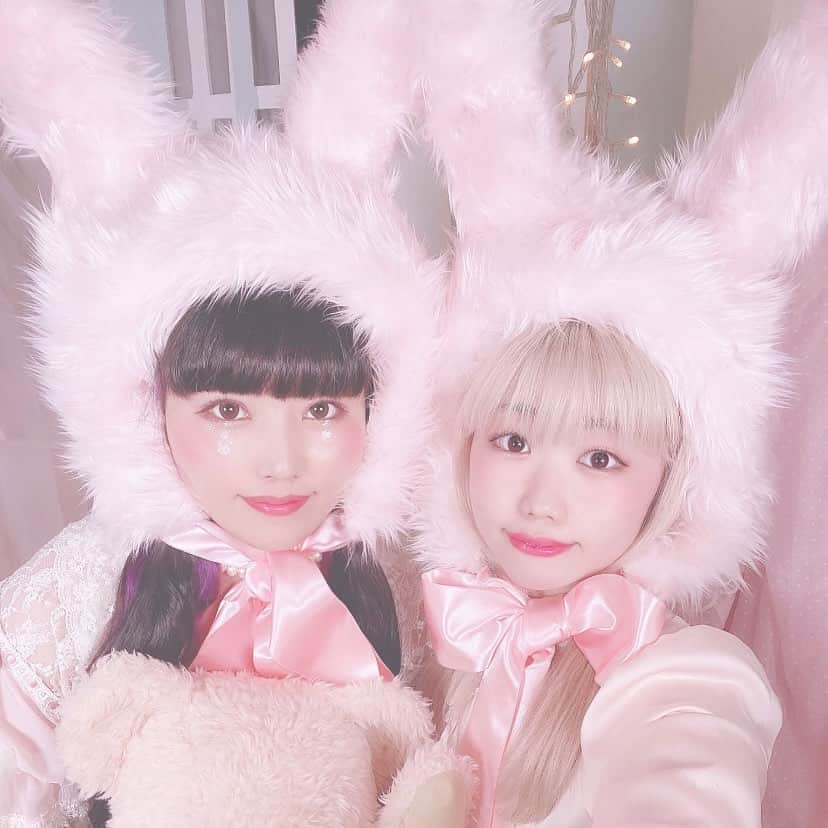 双木昭夫のインスタグラム：「ダブルの「なまいきウサギ」そろそろ再販したいのですが、作業がなかなか進みません、もう少しお待ち下さい💖 セーラーパジャマまら未だ在庫あります」