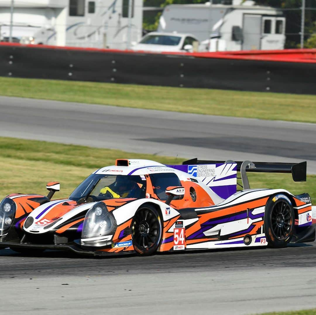 ミシュランさんのインスタグラム写真 - (ミシュランInstagram)「The green flag has flown on a busy @imsa_racing weekend from @officialmidohio! Check out today’s winners and polesitters from the first of two Michelin Pilot Challenge races and the Prototype Challenge race. WeatherTech qualifying and race, plus Pilot race two on Sunday. #IMSA #IMSAatMO #IMPC #IMSAPC」9月27日 8時38分 - michelinusa