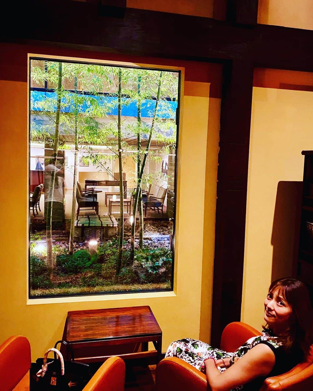 箕輪玖美さんのインスタグラム写真 - (箕輪玖美Instagram)「ホテルひらまつ京都  呉服屋さんをリノベした、京都にどっぷり浸れる造り✨  期待のお食事は…流石レストランひらまつのホテル！ 夕食の和風イタリアンはアマンより美味しかった😊  熱海、沖縄、京都…と宿泊したけど、どこもお風呂が気持ち良くてお風呂好きには堪らない💕  #ひらまつ京都 #ひらまつメンバー #美味しいもの好きな人と繋がりたい  #italianfood  #japanesefood  #お風呂好きな人と繋がりたい  #kyoto #luxuryhotel  #京都旅行  #国内旅行  #旅行好きな人と繋がりたい  #hermesbirkin  #エルメス #モデル #箕輪玖美」9月27日 9時58分 - kumi.111