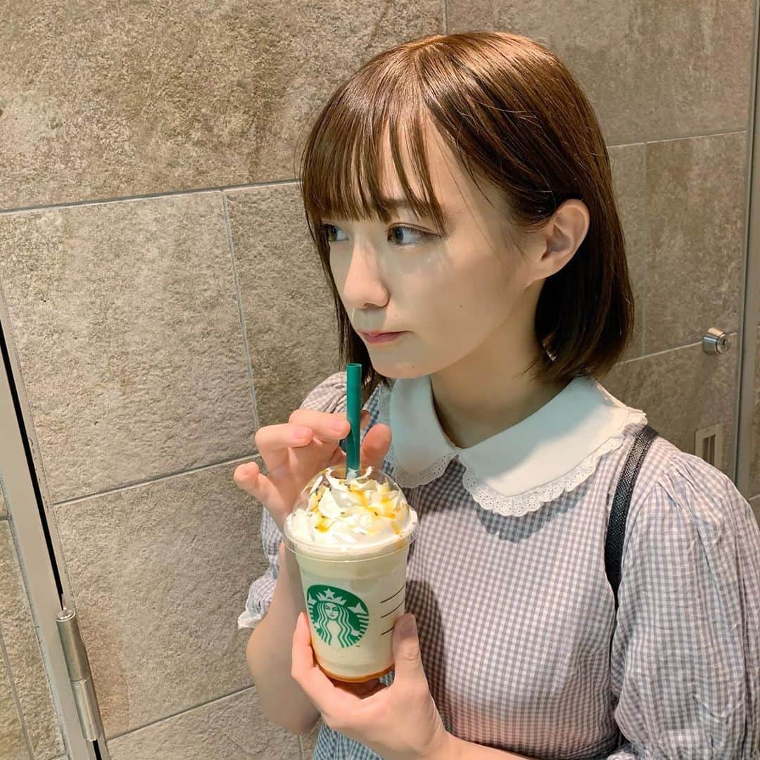 近藤真琴さんのインスタグラム写真 - (近藤真琴Instagram)「・ スタバの大学芋のやつ飲んだ👶🍠🌟 ・ ・ #スタバ #スタバ新作 #大学芋フラペチーノ  #大学芋 #おいち #dela #近藤真琴 #instagood  #instalike」9月27日 20時08分 - onakasuitamakochan