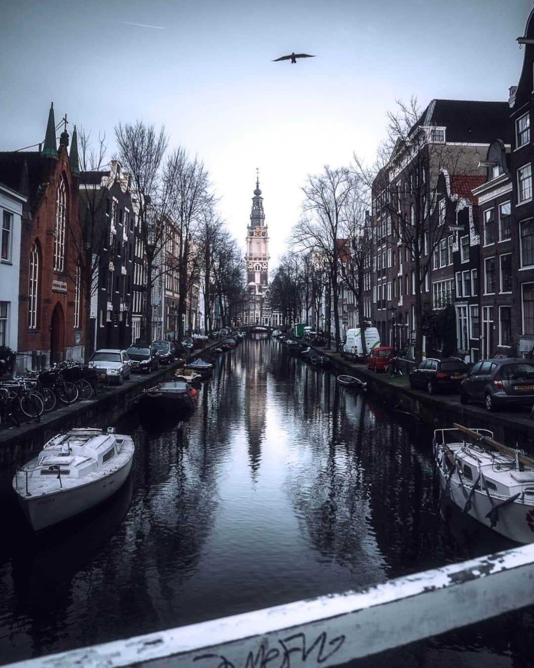 Thomas Kakarekoのインスタグラム：「distant memories  I’ve been shooting a lot in Berlin recently but don’t really feel like sharing it. Starting to heavily miss traveling again so here’s another one from the archive. Taken last winter in Amsterdam.  #amsterdam」