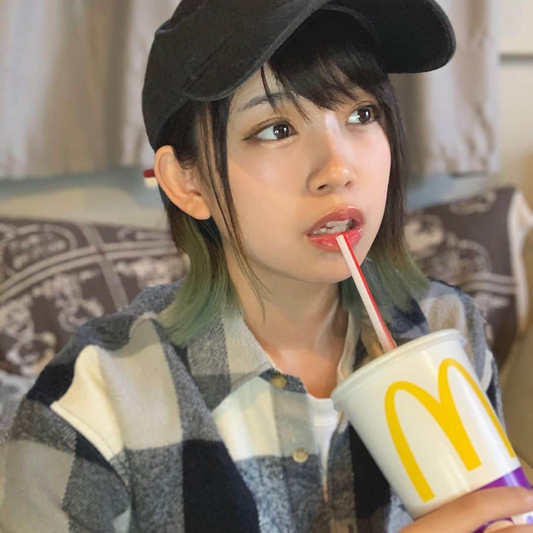 谷藤海咲さんのインスタグラム写真 - (谷藤海咲Instagram)「飲んだり食ったり😜😜😜」9月27日 20時31分 - tanifuji_misaki