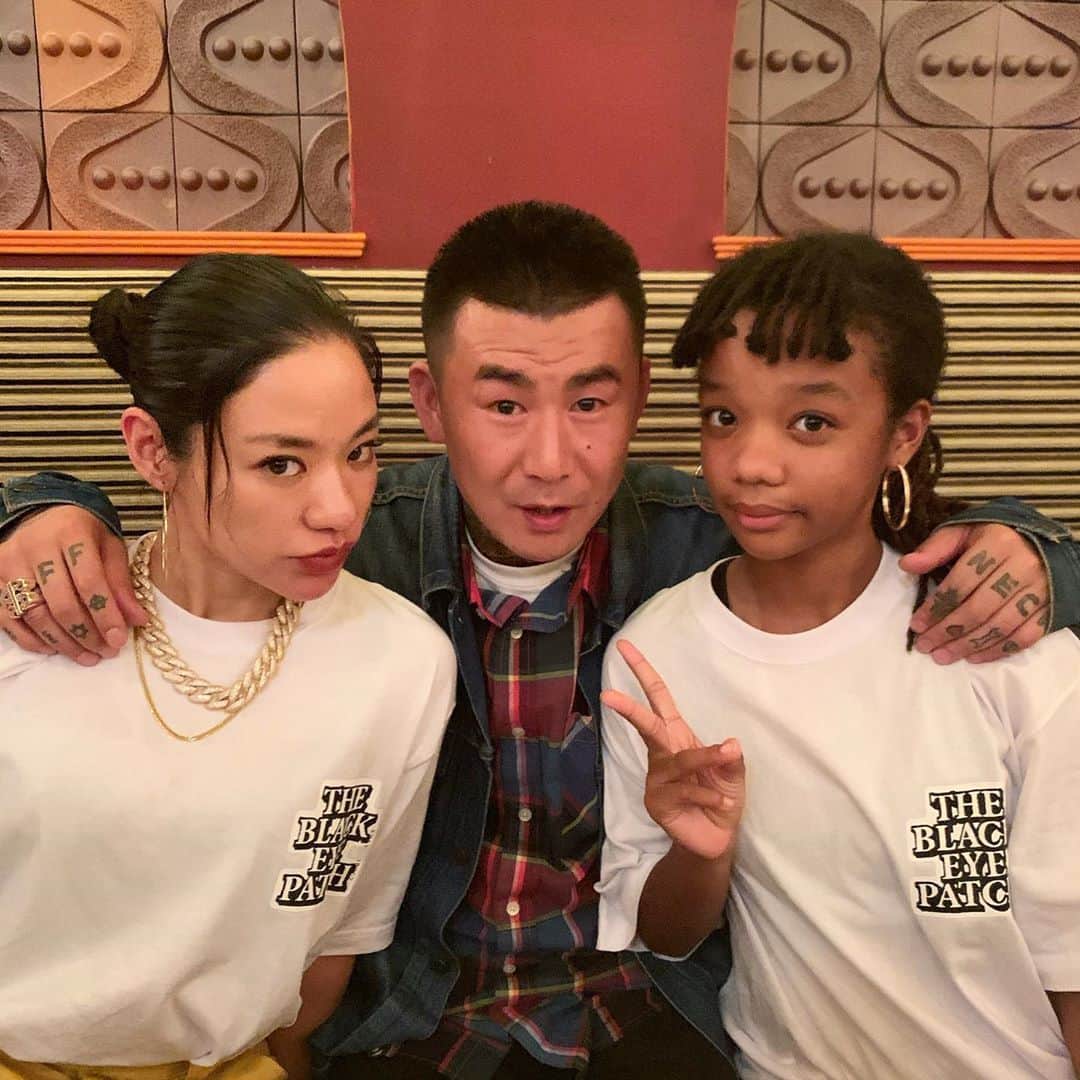 ANARCHYのインスタグラム：「@toyomijahmira  @awich098 😘😘😘」