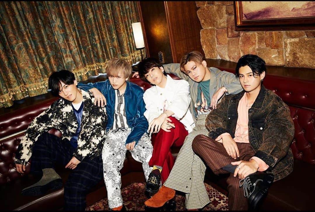 YUTAのインスタグラム：「結成5周年メモリアルベストアルバム UNION BOXが12月16日に発売決定！！ 全曲メンバーセレクト&新曲&新カバー曲も収録されます！！ 俺ね、早く欲しい。🤣  #UNIONE #YUTA」