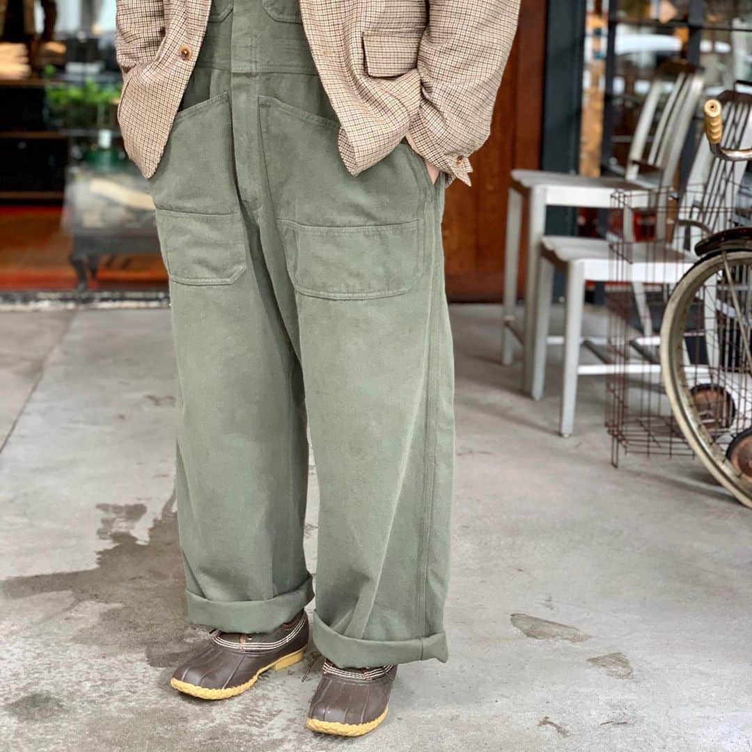 BEAMS+さんのインスタグラム写真 - (BEAMS+Instagram)「BEAMS PLUS STYLE  #beams #beamsplus #beamsplusharajuku #harajuku #tokyo #engineeredgarments #loiterjacket #chambrayshirt #workoveralls #llbean #beanboots #mensfashion #menswear #mensstyle #keepfashionalive」9月27日 21時06分 - beams_plus_harajuku