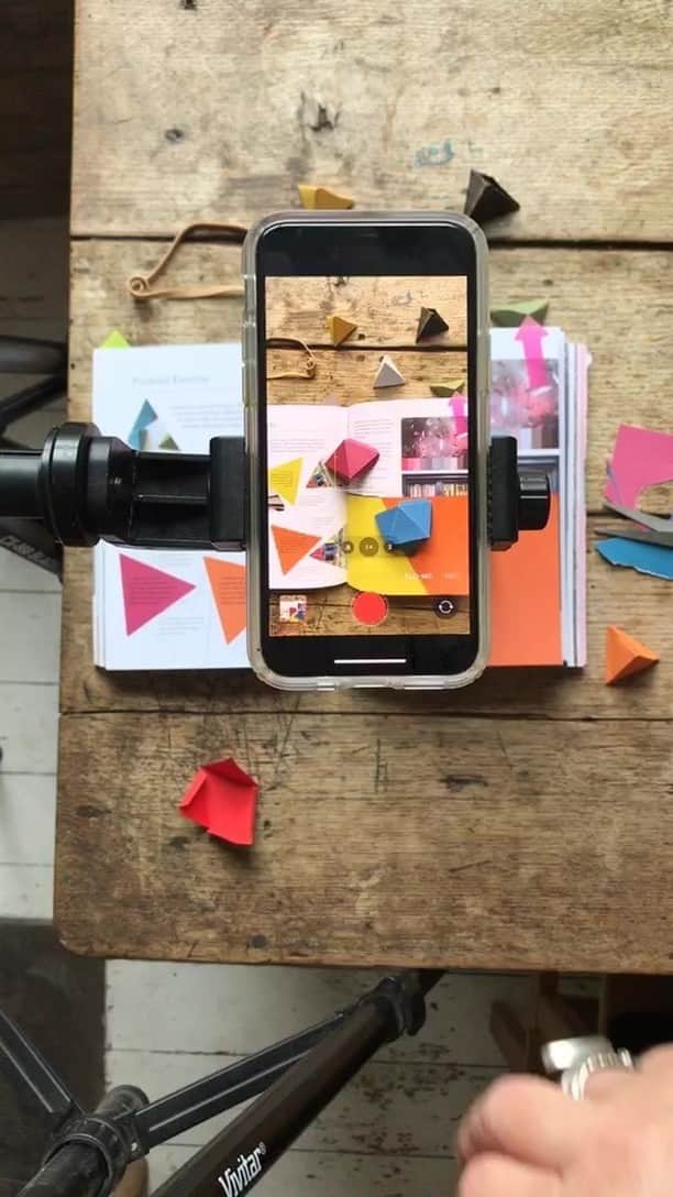 Tea and sittingのインスタグラム：「This is basically how I go about making films for a ‘Reels’ coupled with me talking through the process ( the apps I use in this Live are @instagram and @enlightvideoleap and I’ll post the finished film later today 😁 ) 📸  #cctheworkbook #consciouscreativity  @consciouscreativity @leapingharepress @quartocreates」