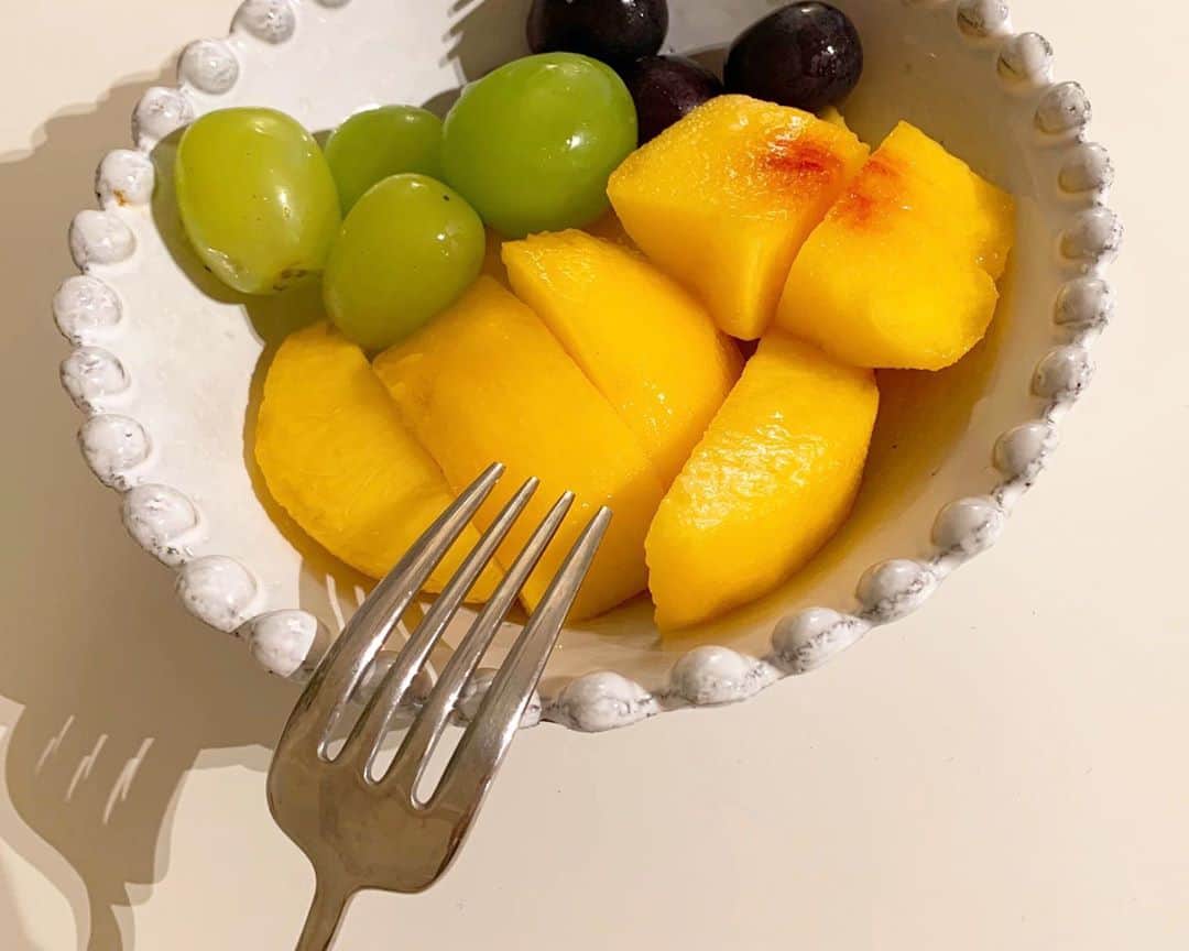 中林美和さんのインスタグラム写真 - (中林美和Instagram)「🍑🍇💗🍑🍇💗」9月27日 21時22分 - miwanakabayashi