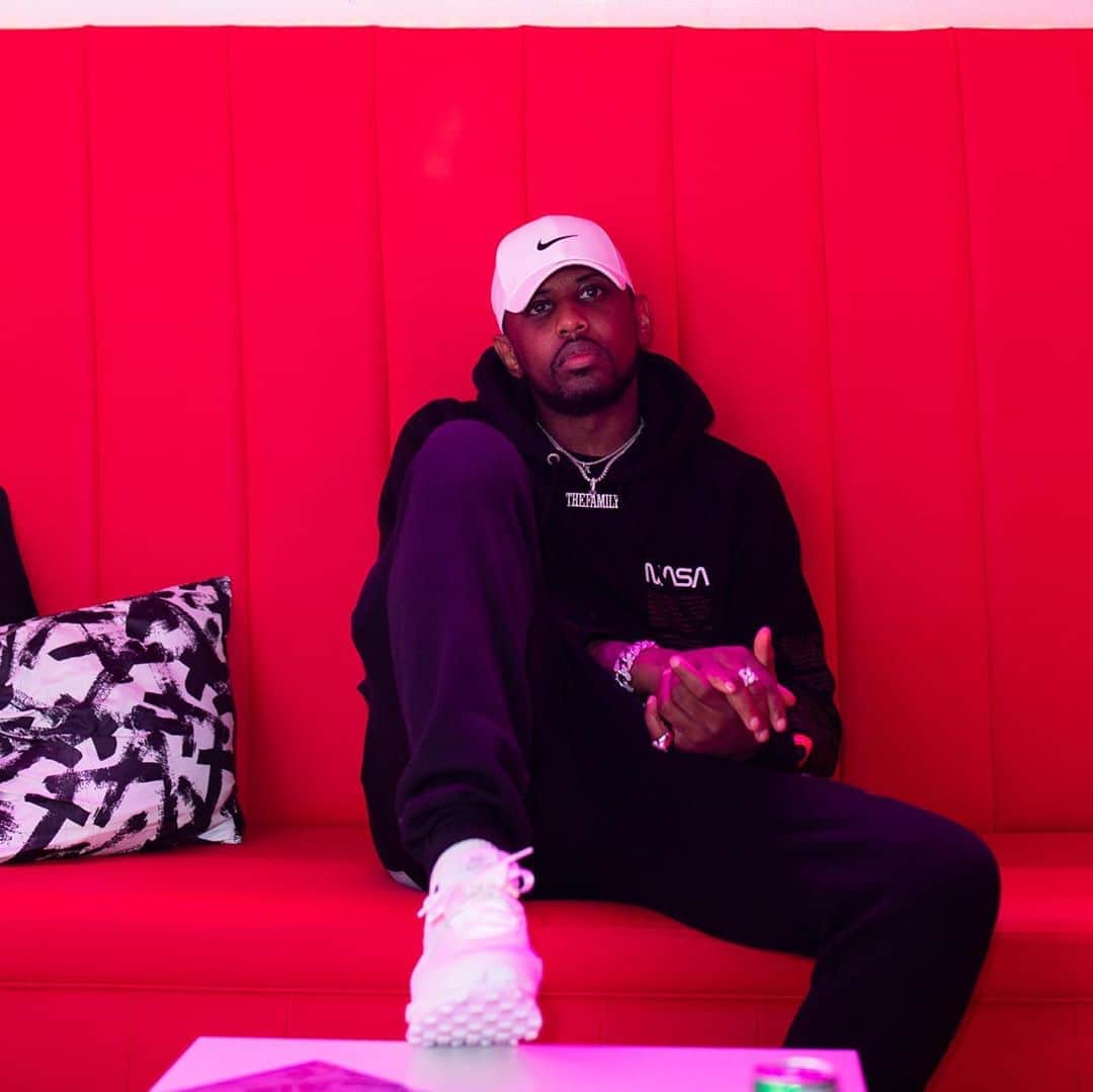 ファボラスのインスタグラム：「Congrats to my brother @bigfenditv  The Loft Studio is now open for business.. [shot by @drevinciwrks]」