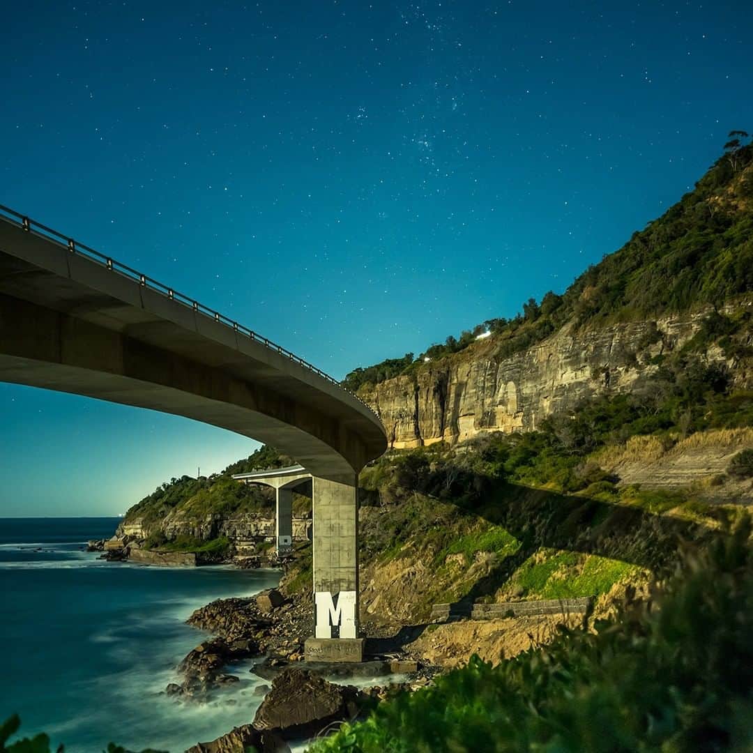 Nikon Australiaさんのインスタグラム写真 - (Nikon AustraliaInstagram)「"Nikon Z 5 is very simple and elegant. Its compact and lightweight design makes no excuse to not having the camera handy. A very capable camera to create punchy images, packed in a little shell." @@red_imagination_adventure   Camera: Nikon Z 5 Lens:  Image 1: NIKKOR 70-200mm f/2.8G ED VR Image 2-4: NIKKOR Z 24-50mm f/4-6.3  #Nikon #MyNikonLife #NikonAustralia #NikonZ5 #Z5 #NIKKOR #Mirrorless #NightPhotography」9月27日 13時00分 - nikonaustralia