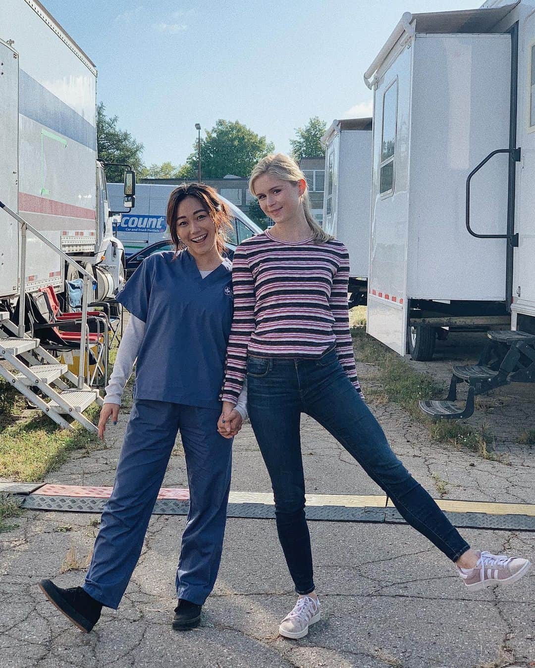 福原かれんのインスタグラム：「We’ve got something fun coming your way! Comment below with your questions for our double agent queen 👸🏼 @erinelairmoriarty」
