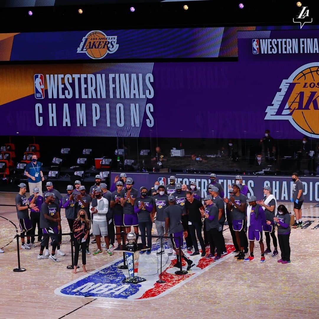 Los Angeles Lakersさんのインスタグラム写真 - (Los Angeles LakersInstagram)「What a night. And we're not finished yet.」9月27日 13時08分 - lakers