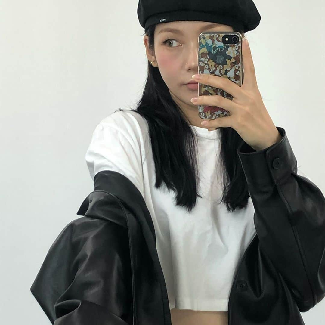 solsolさんのインスタグラム写真 - (solsolInstagram)「#광고 ♠️〰️♣️🐾🖤 #mmgl #minimalgarmentslab #믐글」9月27日 14時47分 - solwlyy