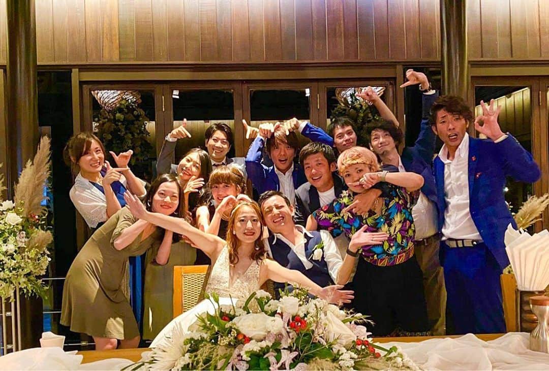 木村好志のインスタグラム：「今月は公私共にお世話になってる友人 @d.fujie  の結婚式にサムイ島へ🌊 ホテルも最高で結婚式も感動で大人の遠足要素もありとにかく楽しかった😆  おめでとう㊗️」