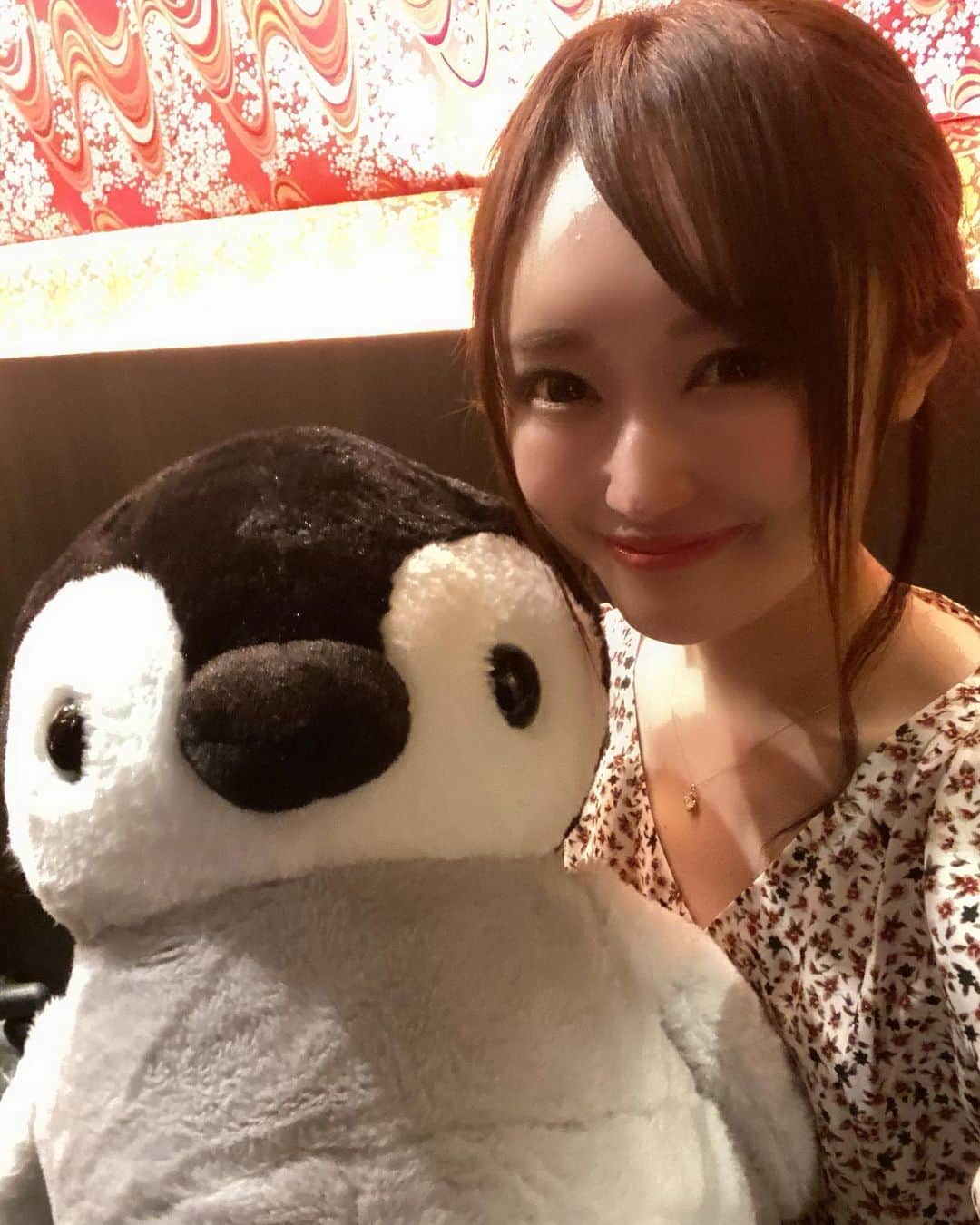 白い雪乃さんのインスタグラム写真 - (白い雪乃Instagram)「素敵なお客様と桃李のみんなに感謝です！楽しい一日でした💓  #すすきの　#キャバ嬢　#北新地　#銀座　#六本木　#中洲　#フォローミー　#錦　#ニュークラブ　#ススキノ　#かわいい　#アルマンド　#ホステス　#さっぽろ　#ソウメイ　#水商売　#バルセロナグループ　#lfl　#キャスト　#ニュークラブ桃李　#リケジョ　#札幌　#本好き女子　#キャバクラ　#本好き　#ニュークラ　#オリシャン　#アルマンド#コンサドーレ札幌」9月27日 15時09分 - shiroi.yukino