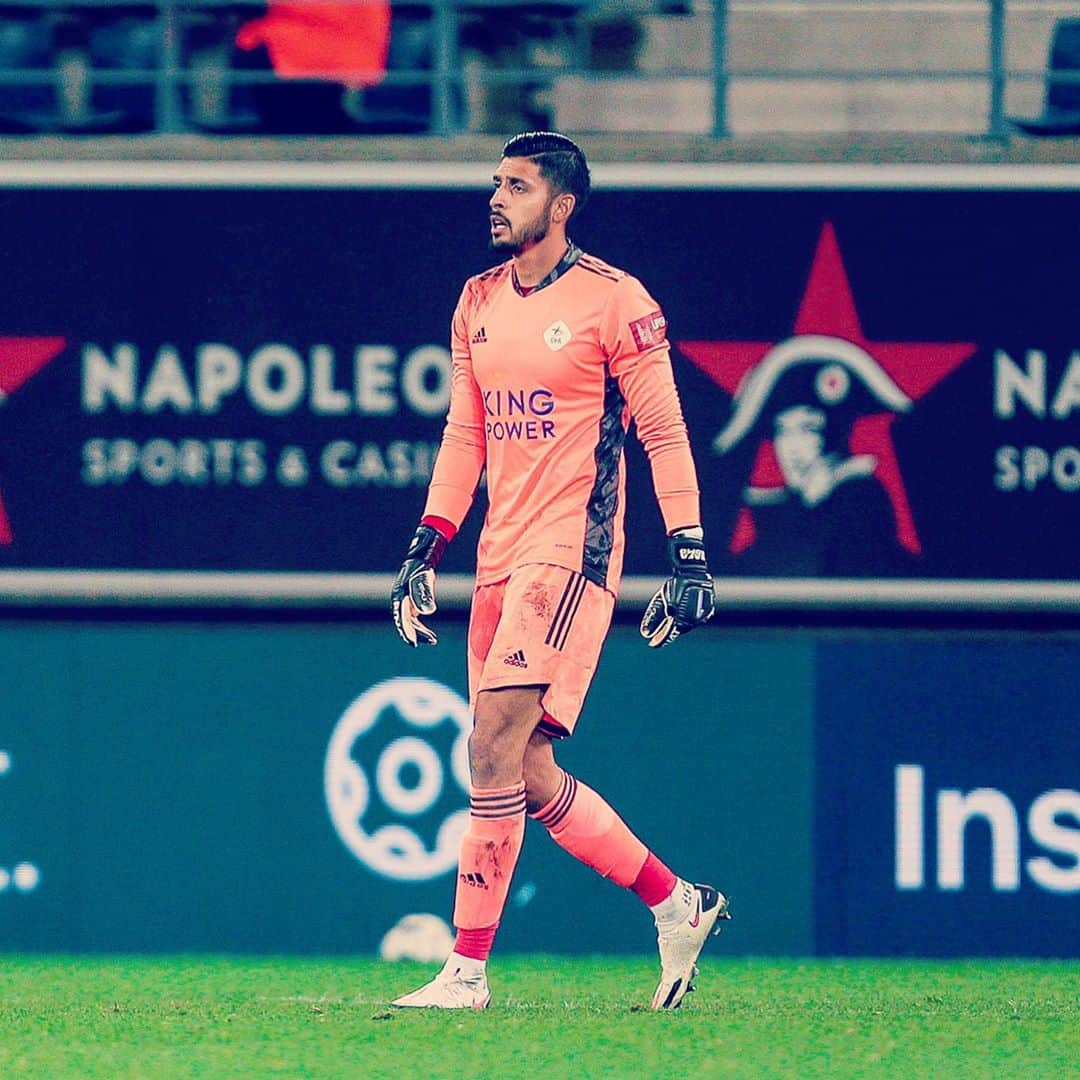 ラファエル・ロモさんのインスタグラム写真 - (ラファエル・ロモInstagram)「Happy for my first 90 min with @ohleuven for the victory and for the great fighting spirit of the team #RafaRomo1 #Proleague🇧🇪」9月27日 16時03分 - rafaromo1