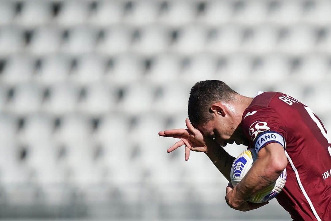 トリノFCさんのインスタグラム写真 - (トリノFCInstagram)「Grazie alla doppietta di ieri, Andrea Belotti ha sorpassato Guglielmo Gabetto e raggiunto Valentino Mazzola a quota 81 gol nei campionati di Serie A a girone unico.  Sei nella storia❤️  1️⃣Pulici, 134 ⚽️ 2️⃣Graziani, 97 ⚽️ 3️⃣Belotti e Mazzola, 81⚽️ 4️⃣Gabetto, 80⚽️  #SFT」9月27日 16時57分 - torinofc1906