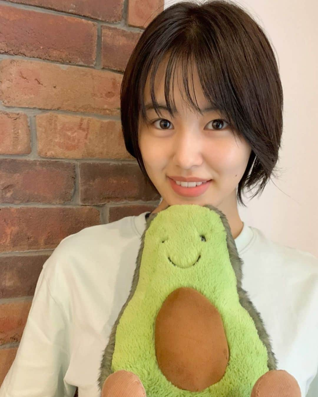 竹内愛紗のインスタグラム：「アボカドのカドちゃんです🥑💖」