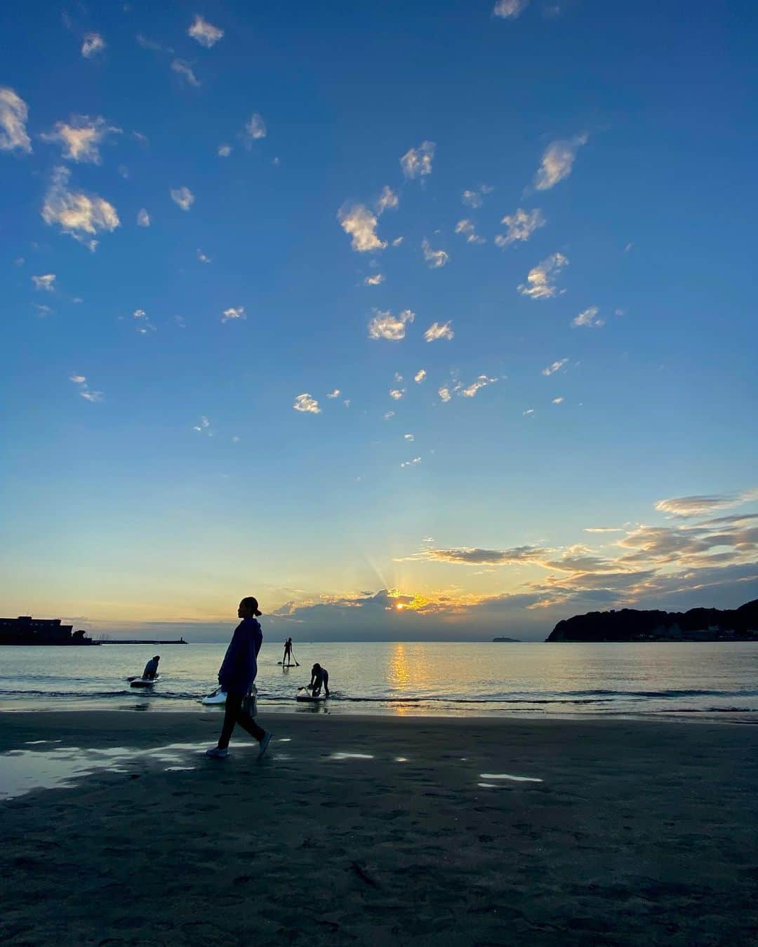 クボタマサヒコのインスタグラム：「#sea #sunset #magichour #sup」