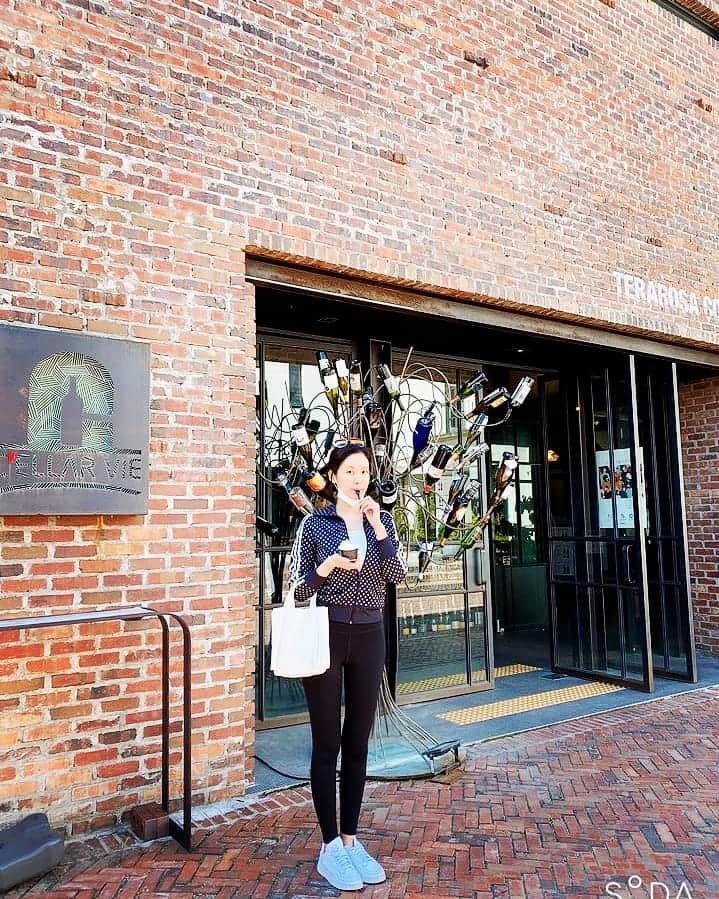 ファン・ソヒさんのインスタグラム写真 - (ファン・ソヒInstagram)「날씨 굿」9月27日 17時29分 - sohhee_h