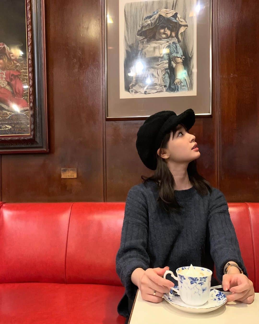 中川紅葉さんのインスタグラム写真 - (中川紅葉Instagram)「純喫茶巡り最近ハマってて雰囲気が過去一だった☕︎  多分これからかなり通っちゃう☕️ #1枚目#口半開き」9月27日 17時55分 - kureha_nakagawa