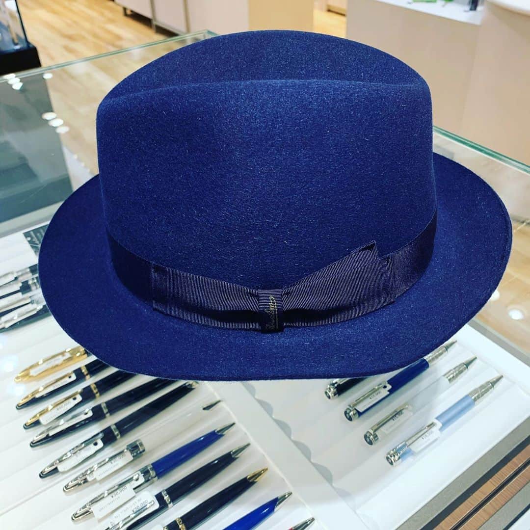 のインスタグラム：「ボルサリーノ　フェルトハット ネイビー ￥34,000（税抜） #ハット #ボルサリーノ #岡山」