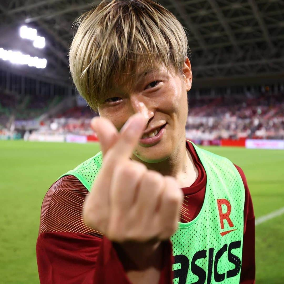 ヴィッセル神戸さんのインスタグラム写真 - (ヴィッセル神戸Instagram)「❤️  #vissel #visselkobe #ヴィッセル #ヴィッセル神戸 #Kobe #神戸 #WeAreKobe #KobeForeverForward #一致団結 #JLeague #Jリーグ #DAZN」9月27日 18時05分 - visselkobe