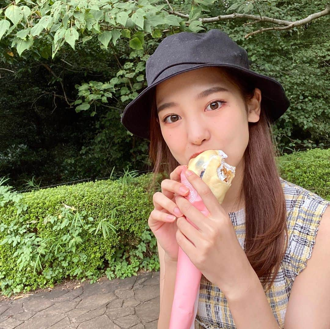 飯窪春菜さんのインスタグラム写真 - (飯窪春菜Instagram)「ちょっと前に、クレープを食べた時の🍰📷 ブルーベリーチーズケーキ味を食べました☺️ 皆さんは何味のクレープが好きですか？  #crepe #sweets」9月27日 18時21分 - harunaiikubo_official