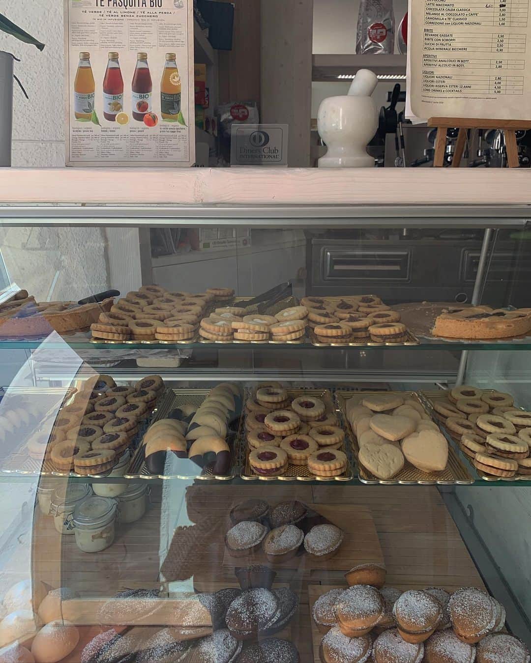 saanaaeのインスタグラム：「🇮🇹🍪」