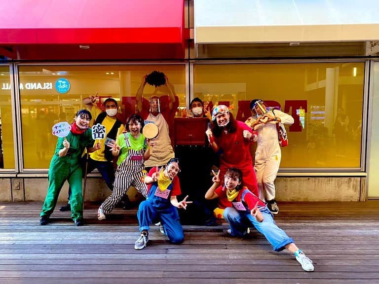 倉田雅世さんのインスタグラム写真 - (倉田雅世Instagram)「‪おかげさまで、 #渋谷紙芝居塾 11期生卒業口演が無事に終了いたしました。‬ ‪ソーシャルディスタンスな紙芝居でしたが、たくさんのお客様の笑顔に支えられて、良きステージになりました🌸‬ ‪またお会いできますように❣️‬ ‪#渋谷画劇団 ‬」9月27日 19時33分 - kuralamune