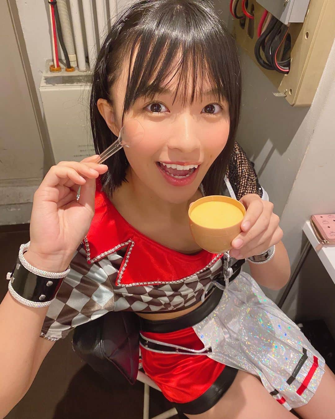 百川晴香さんのインスタグラム写真 - (百川晴香Instagram)「美味しいもの食べたらそれだけでHappyね🙏💕 #プリン #とよんちのたまご #美味しい #japanesegirl #happy #cute #followｍe」9月27日 19時58分 - momokawaharuka