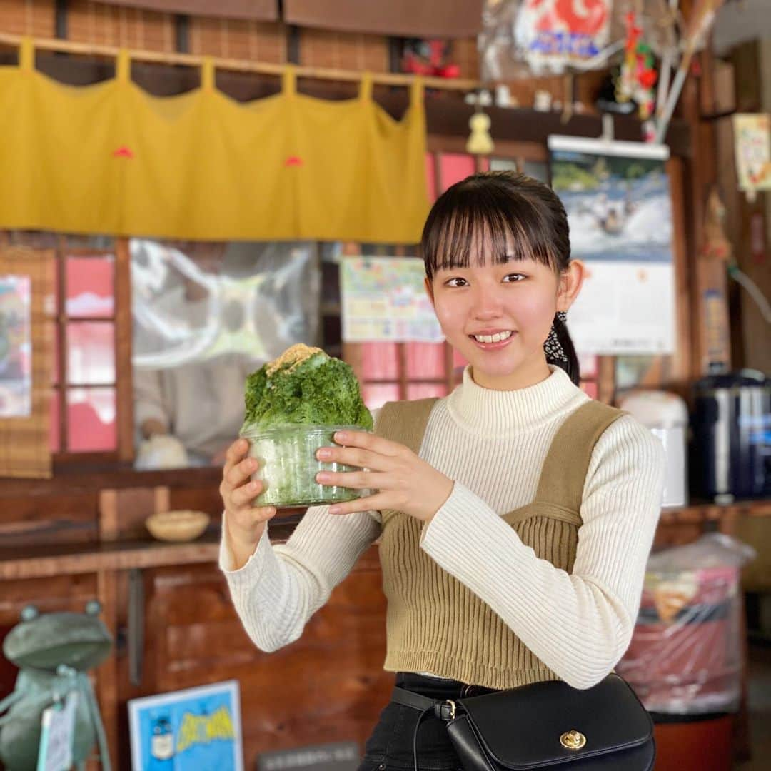 河野まひるさんのインスタグラム写真 - (河野まひるInstagram)「⛰ 楽しかった～気持ちよかった～かき氷美味しかった～！ 沢山歩いて自然博物館にも行ったよ☺︎ すっぴんだからいつもより幼い🐒」9月27日 19時59分 - mahiru_kouno