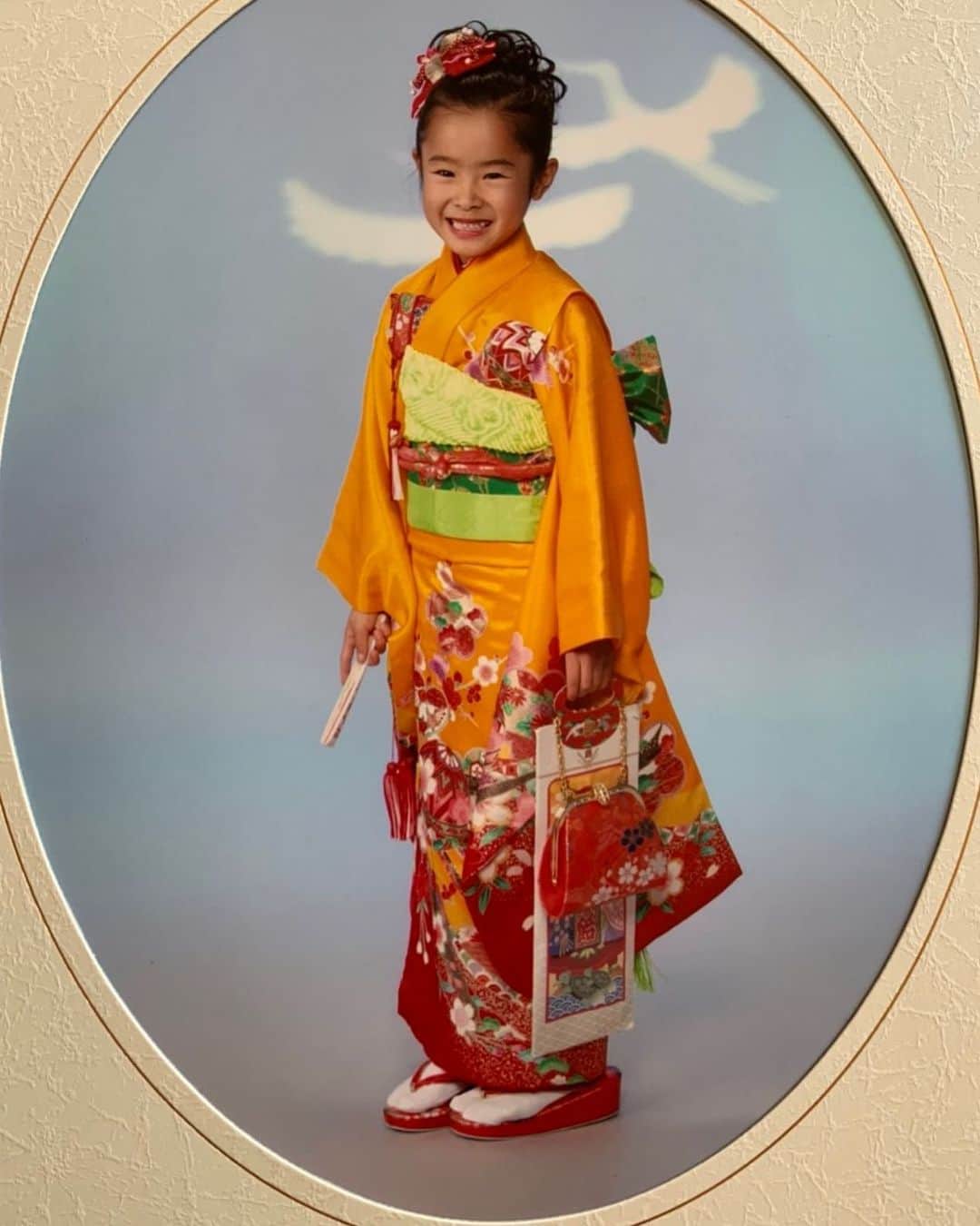 鈴木歩佳のインスタグラム：「21th 沢山のお祝いメッセージありがとうございました！  これからも感謝の気持ちを忘れず、笑顔で頑張りたいです😌😌 . . . #my birthday#21 #あえて昔の写真 #幸せな誕生日でした #ありがとう」