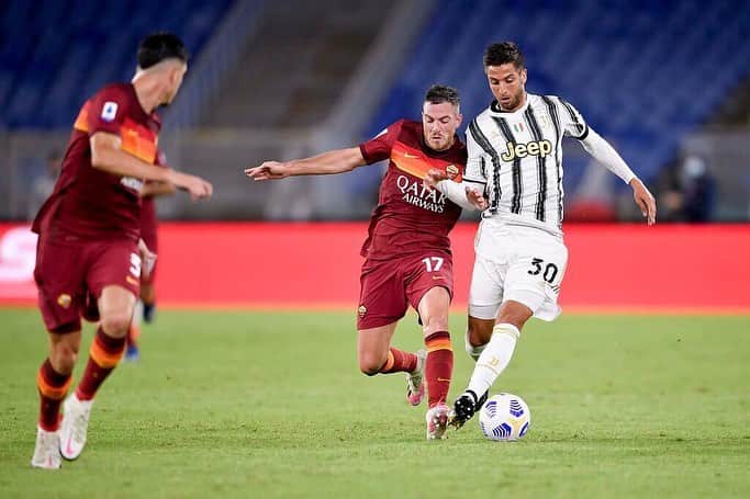 ロドリゴ・ベンタンクールのインスタグラム：「Partita difficile all’Olimpico ma ci portiamo a casa un punto importante. Ora testa al Napoli. #FinoAllaFine #ForzaJuve @juventus  Partido difícil en el Olímpico pero nos llevamos un punto importante. Ahora a pensar en el Napoli. #FinoAllaFine #ForzaJuve @juventus」