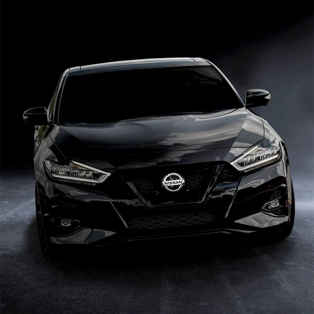 Nissan USA Official Instagram accountのインスタグラム：「Looking good never gets old. #NissanMaxima」