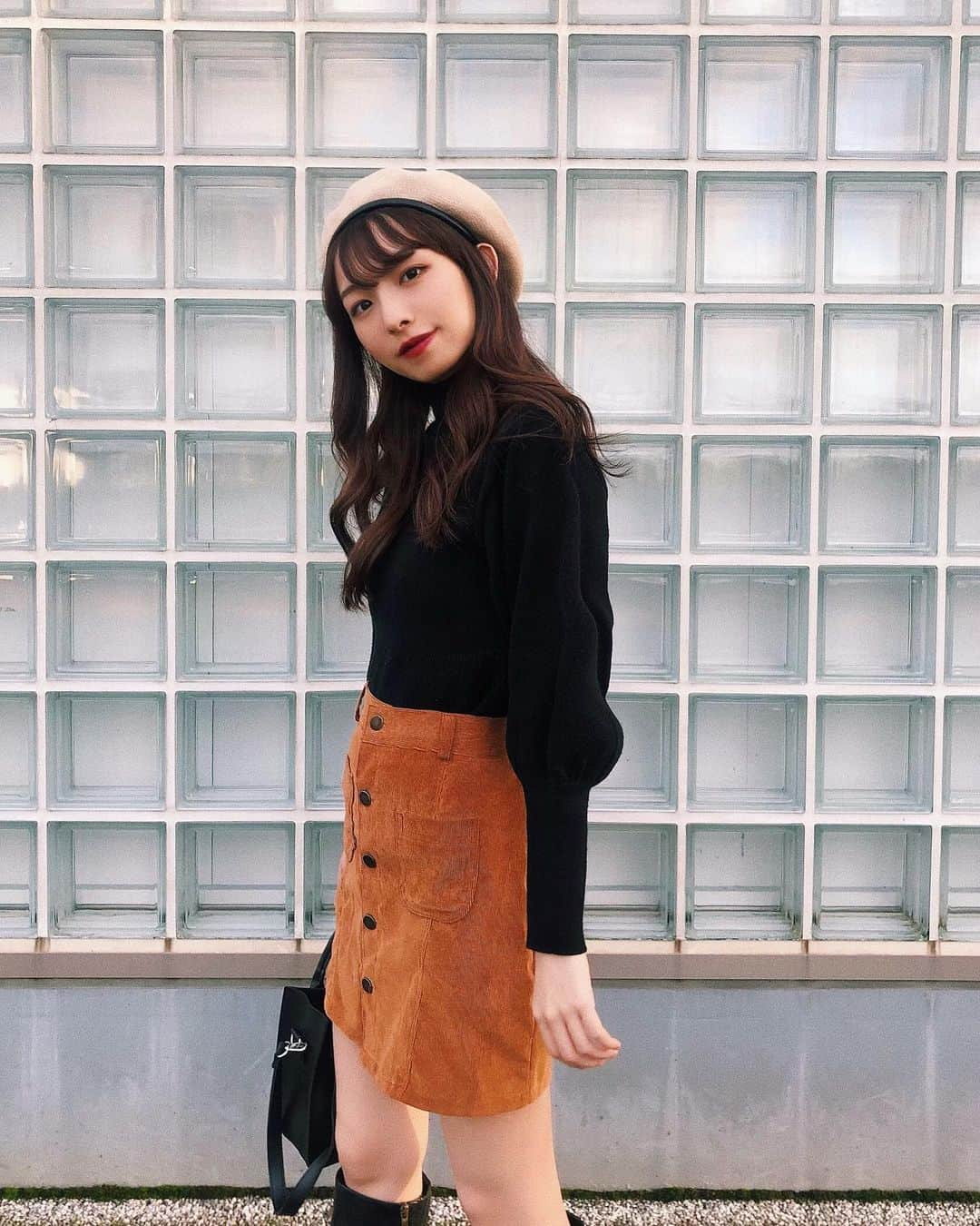 磯部杏莉のインスタグラム：「秋だ！🍁🍂 ・ ・ #ootd#私服#秋コーデ」