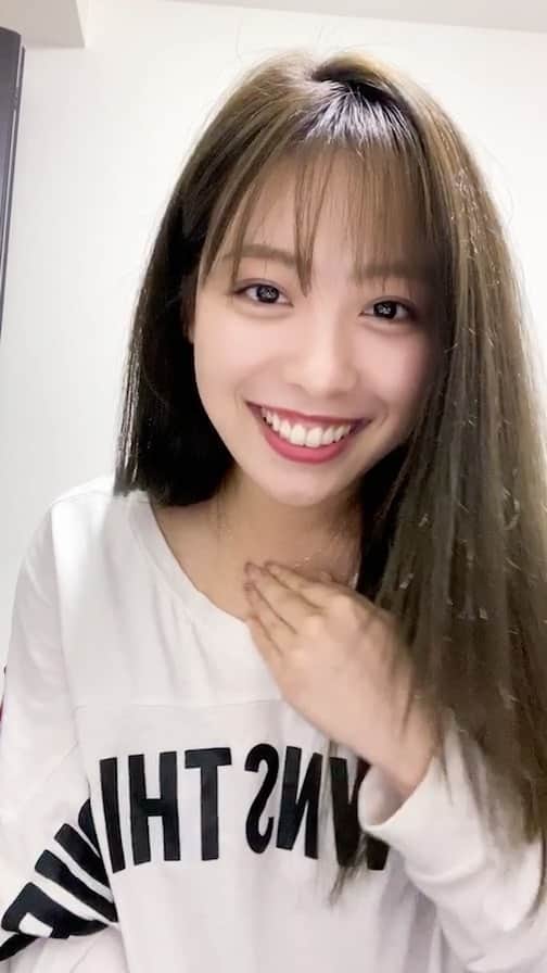 のインスタグラム：「インスタライブの一部を 切り抜いてみました✌️ 素の私をみんなに 好きになってもらおうかなって。笑」