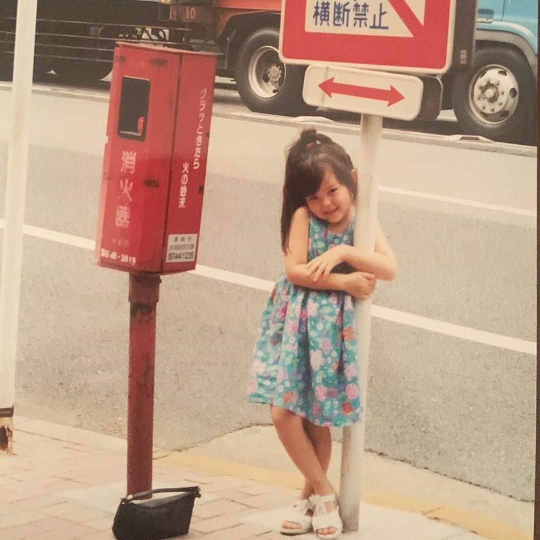 maya kibbel キベルまやのインスタグラム：「Whilst cleaning, I stumbled upon this and had to post it. 😂」