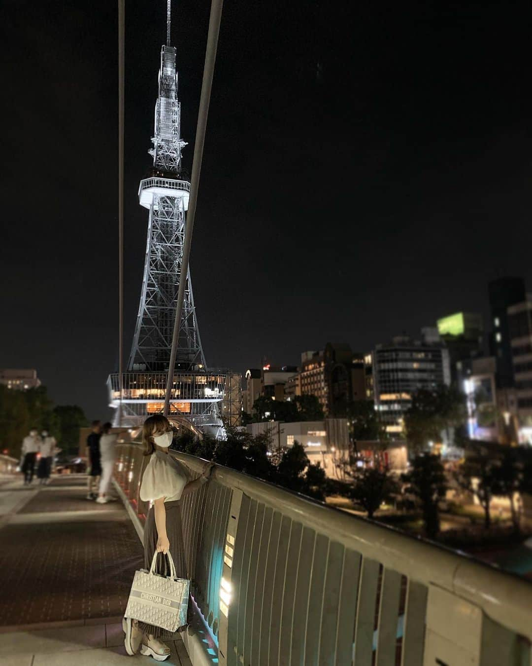 川崎成美さんのインスタグラム写真 - (川崎成美Instagram)「🗼 tops SNIDEL skirt SNIDEL shoes #SNIDEL bag #DIOR」9月27日 23時06分 - naru_1127